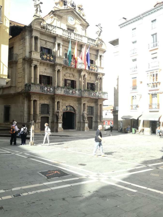 Balcon Curva De Estafeta - Centro Apartment Pamplona Exterior photo